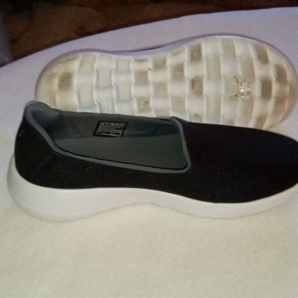 Skechers goga Max size 8 beautiful shoe